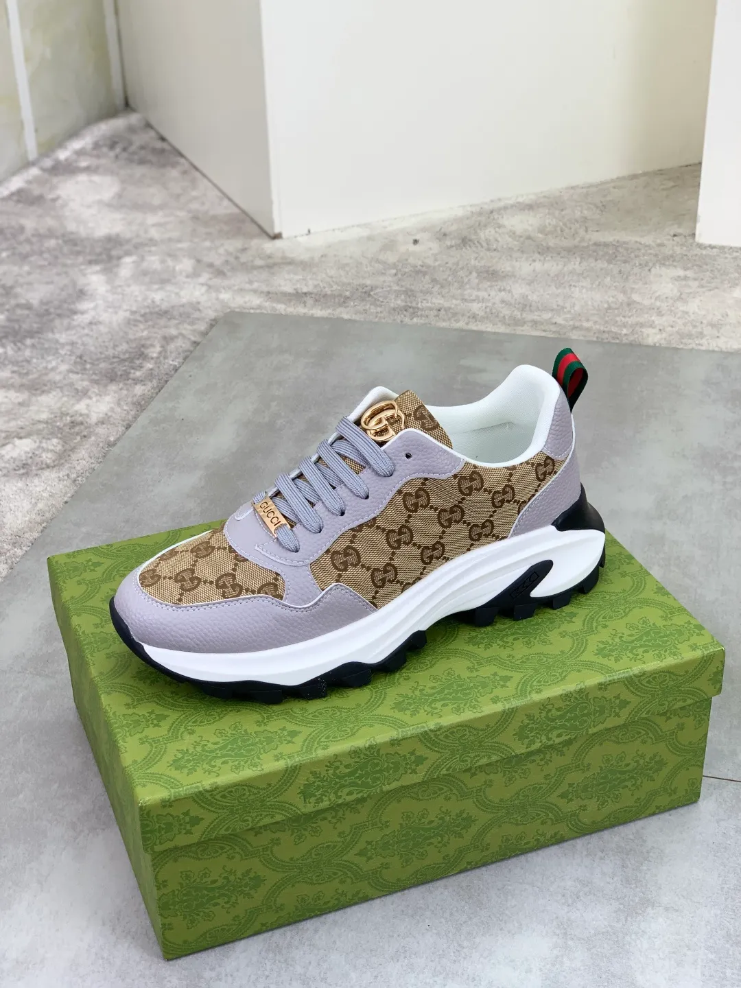Men's shoes 💰P440💰[New model]🆘 The latest model from Gucci GUCCI official website🎁Classic casual and fashionable men's shoes👟Best model💥The version is simple and elegant, exclusive for trendy men. Unique official website latest brand elements👑Gucci original decoration, fashionable and generous, original soft calfskin fabric➕Comfortable soft first-layer pigskin lining ✅The official website specifies the wear-resistant casual outsole, the classic model is taken in kind🎬Color: 4️⃣colors available😍Number: 38-44
